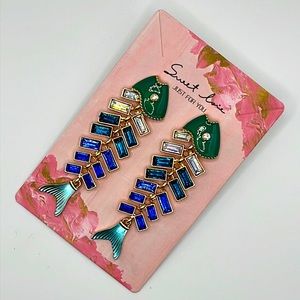 Rhinestone Fish Bone Earrings